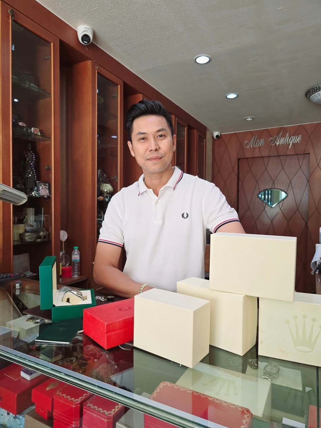 รับซื้อนาฬิกา Rolex มีหน้าร้าน แจ้งวัฒนะ